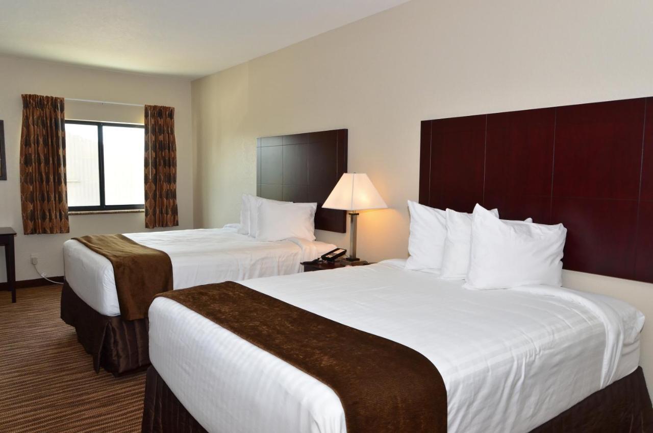 Cobblestone Inn & Suites - Clarion 외부 사진