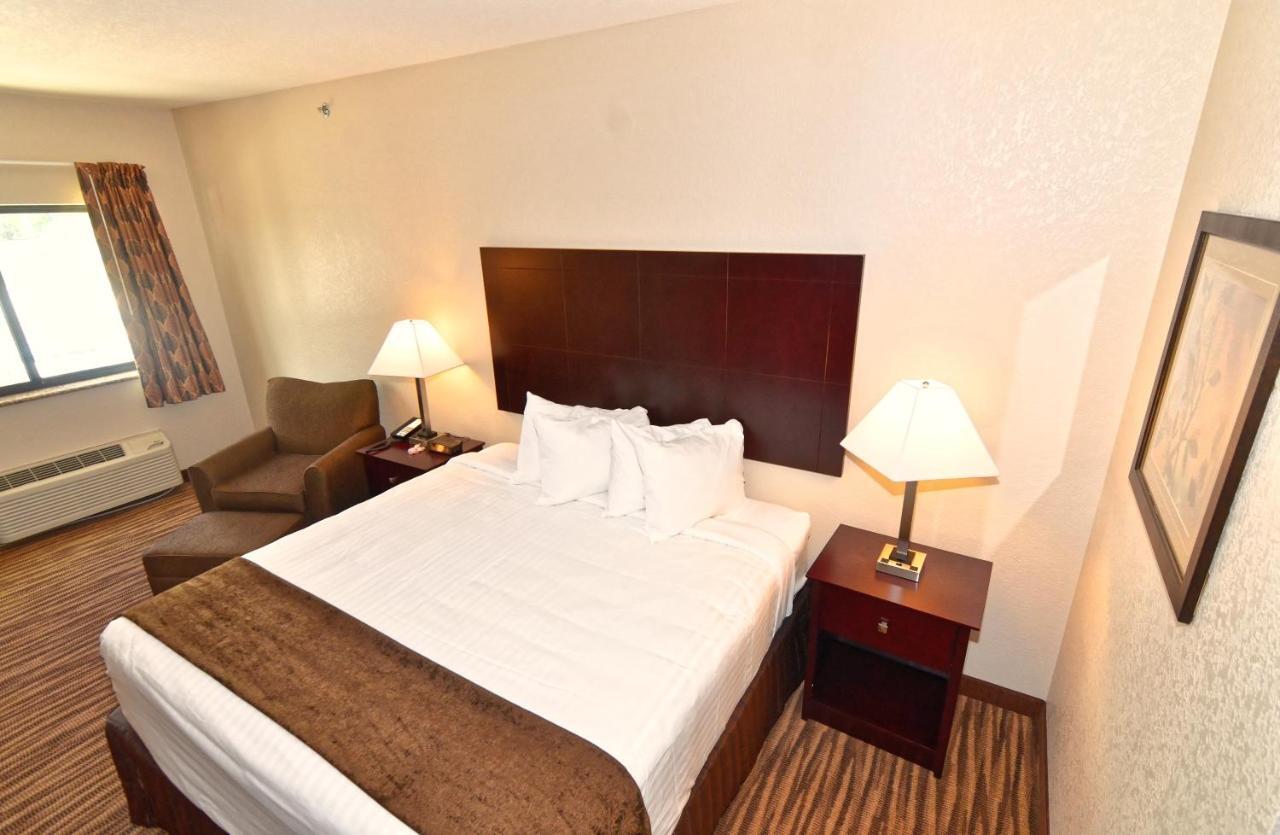 Cobblestone Inn & Suites - Clarion 외부 사진
