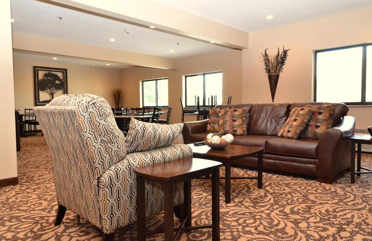 Cobblestone Inn & Suites - Clarion 외부 사진